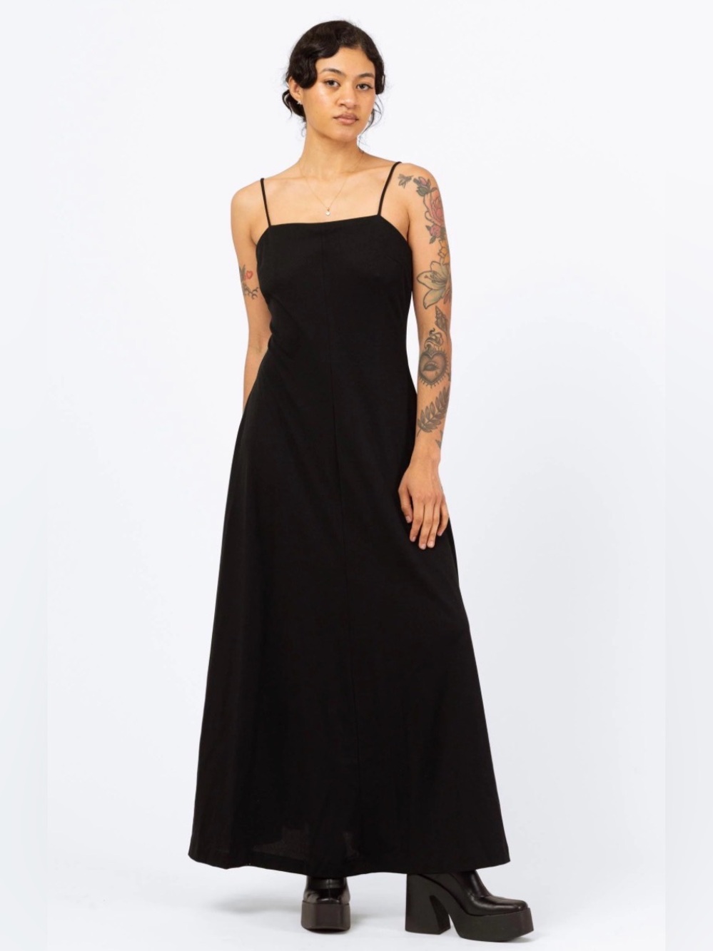 Petite Sophisticate Sleeveless Black Maxi Dress with Gold Lining